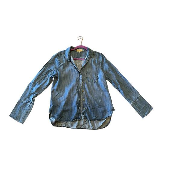 Cloth & Stone Shirt Women's Medium Blue Denim Tencel Pleated Classic Button-Up - Picture 3 of 5